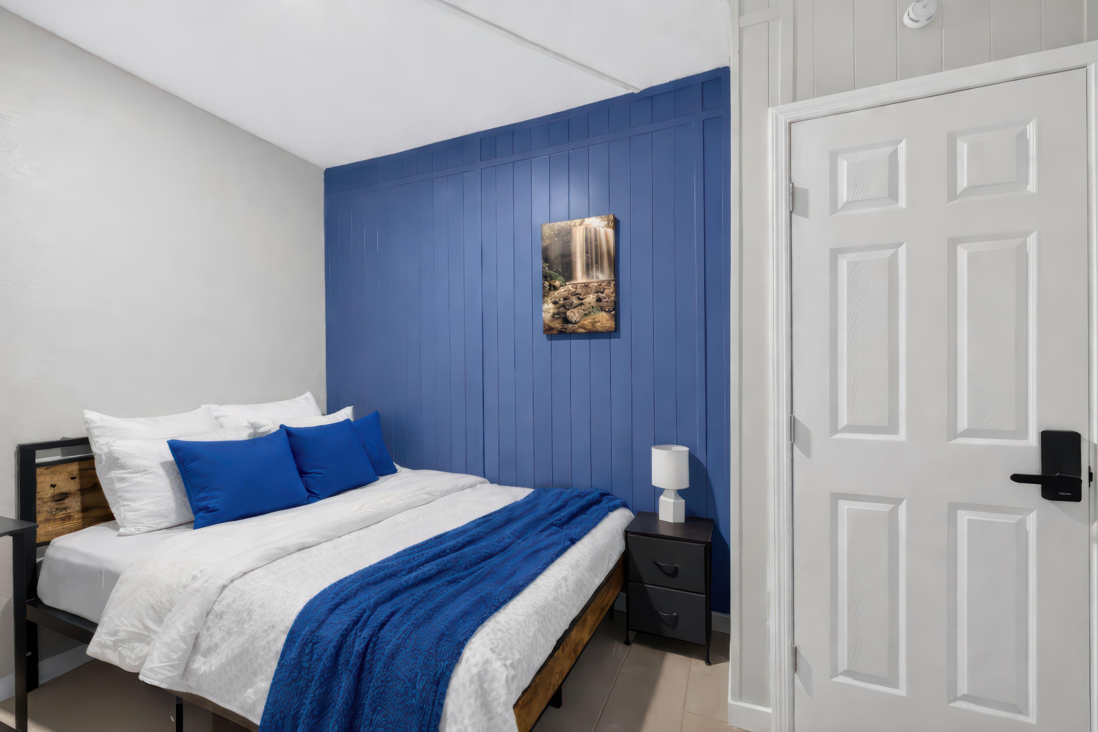 Private Entrance Suite (Rabbit), Tampa