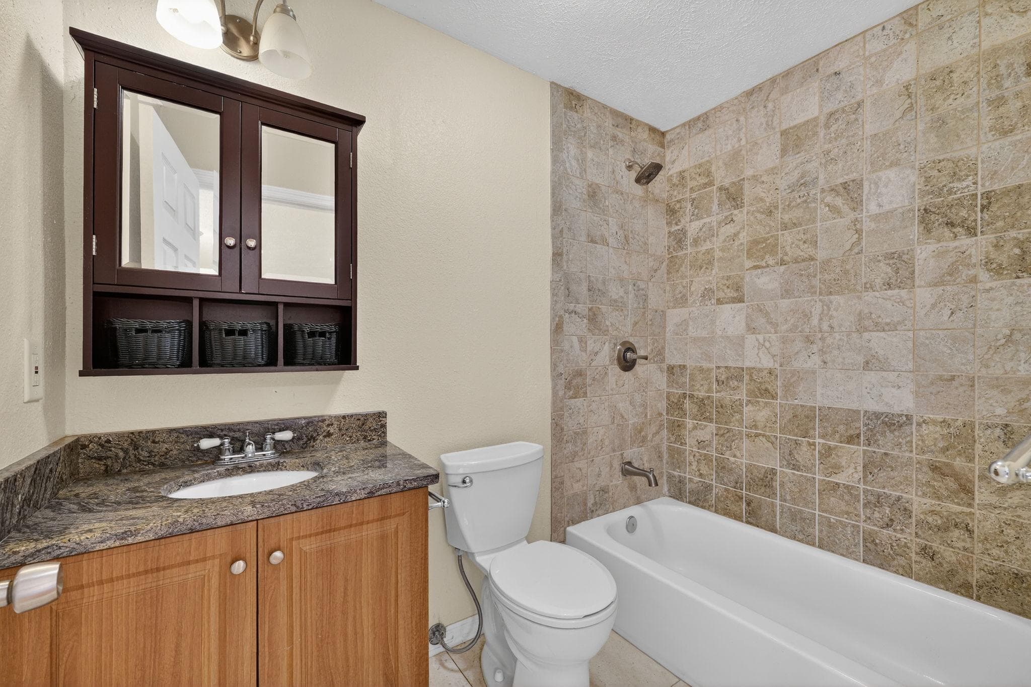 Master Private Studio (Rooster), Tampa