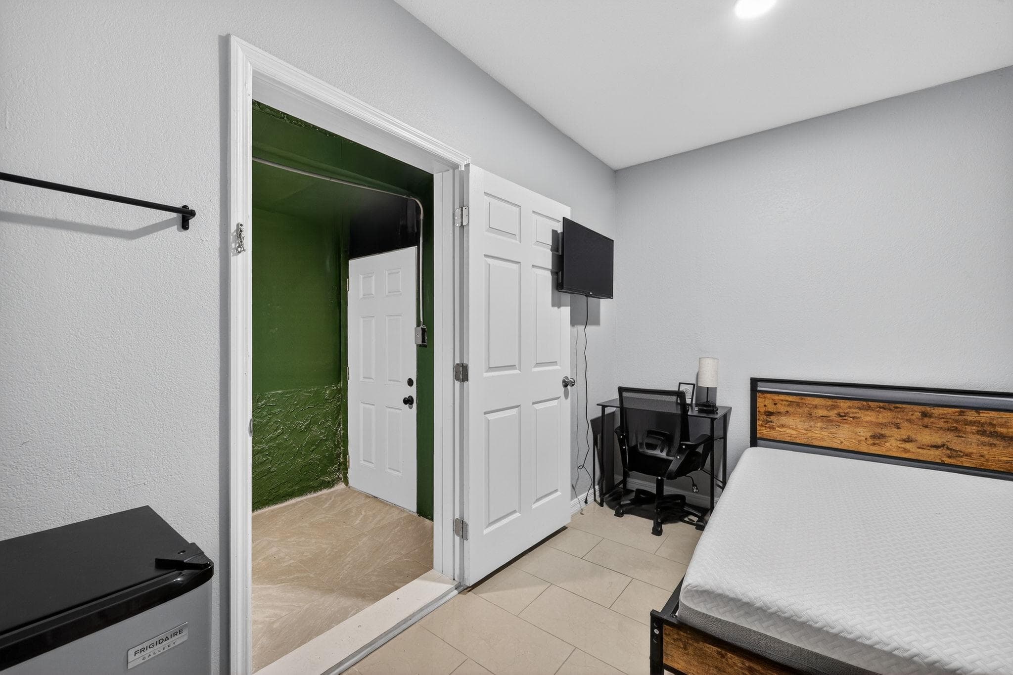 Private Entrance Suite (Rabbit), Tampa