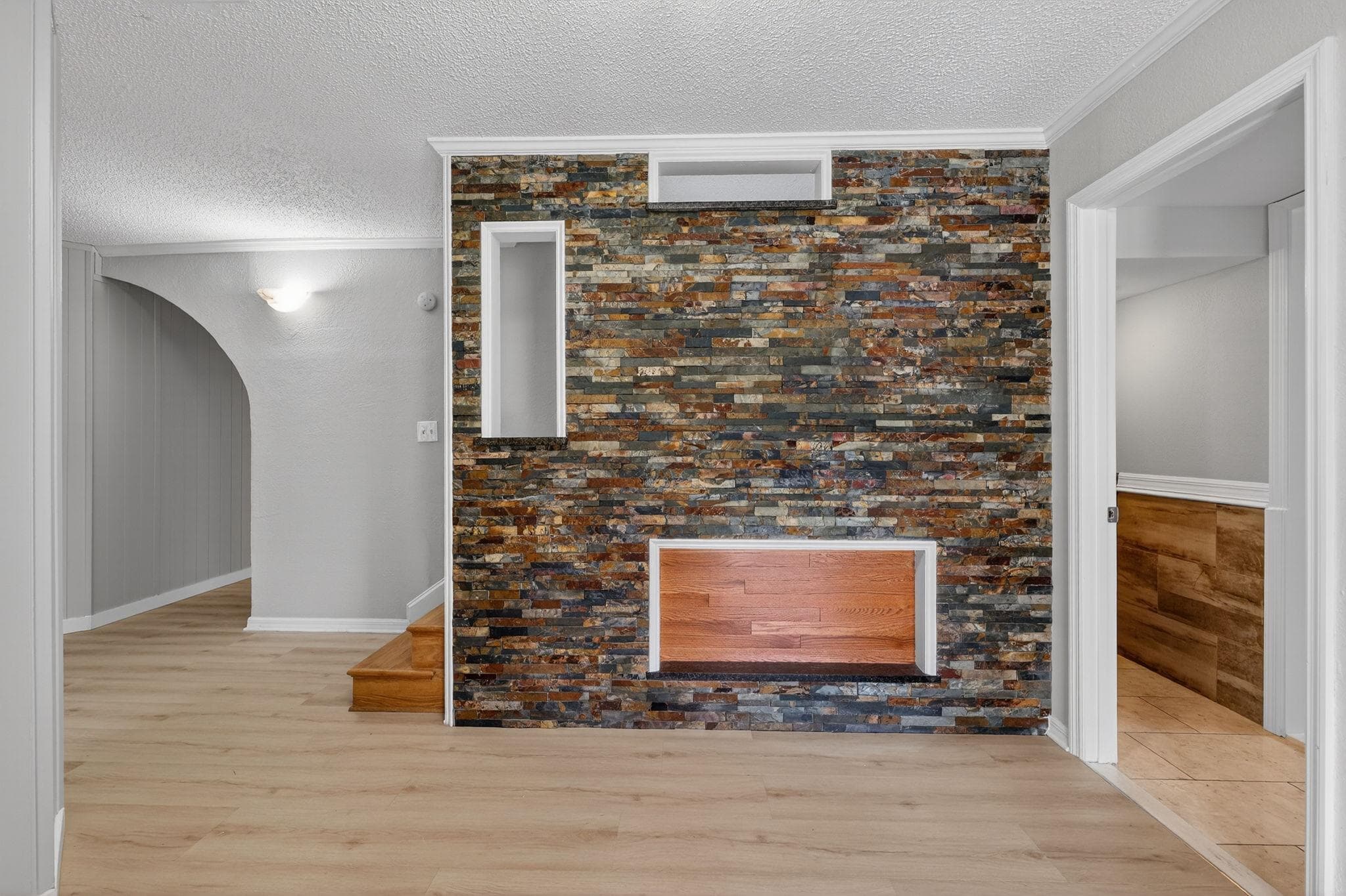 Master Private Studio (Rooster), Tampa