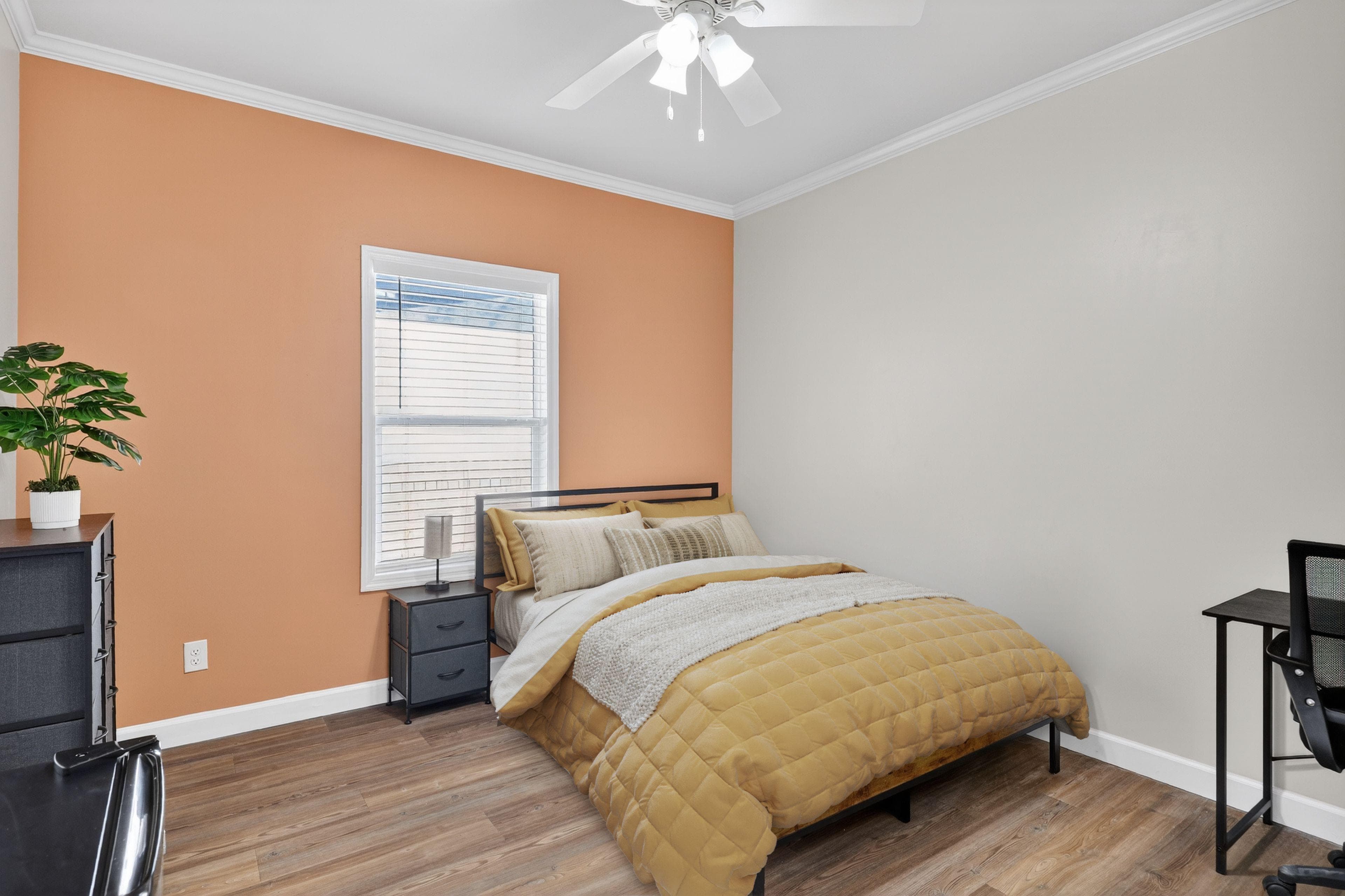 Upgraded Room (Elephant), furnished room in St. Petersburg