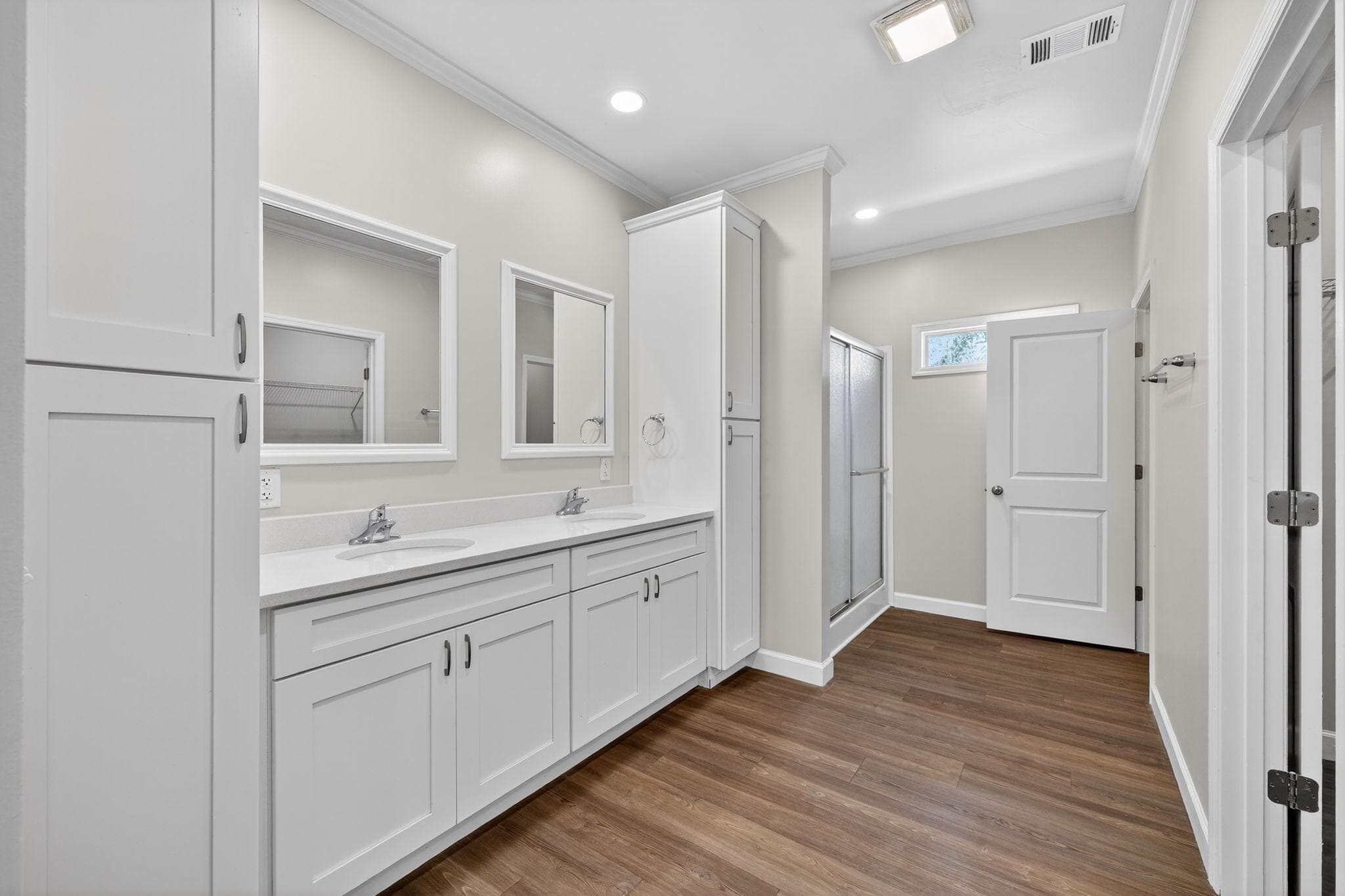 Master Suite (Dove), St. Petersburg