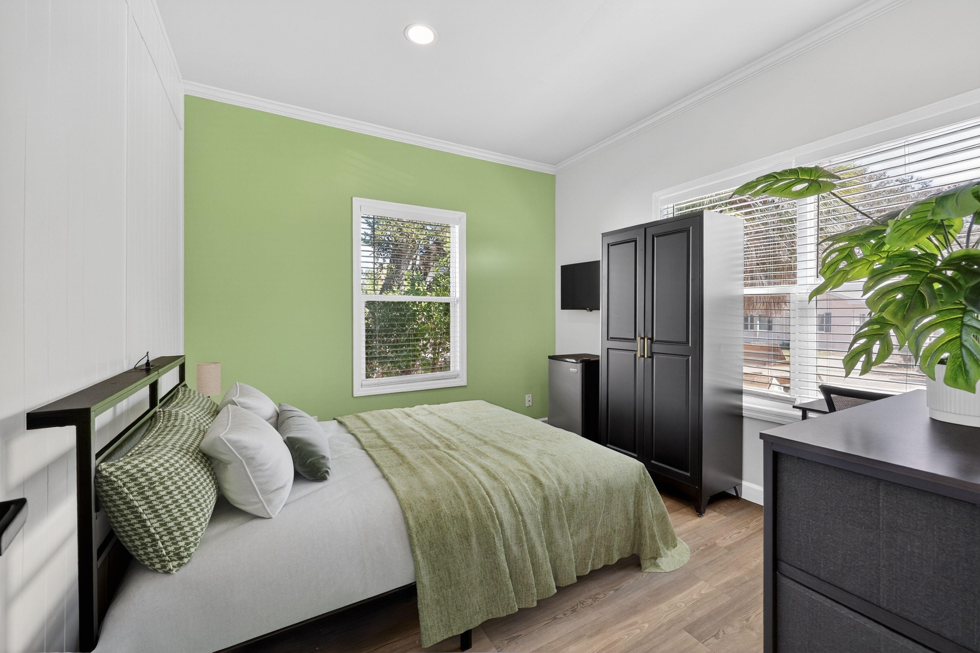 Standard Room (Horse), furnished room in St. Petersburg