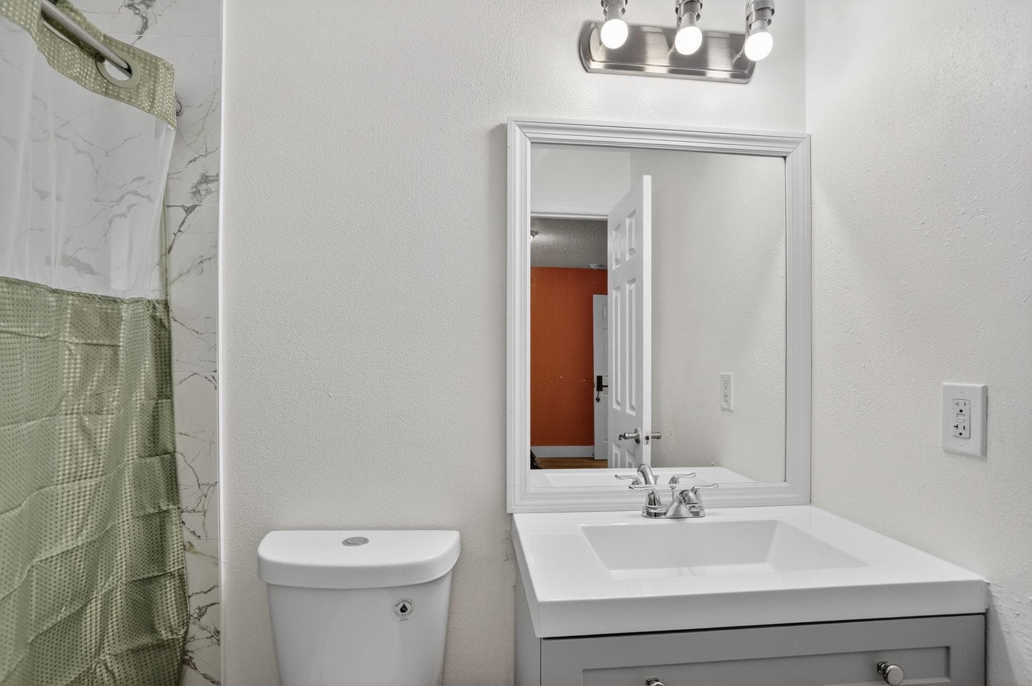 Private Bathroom Suite (Cat), Orlando