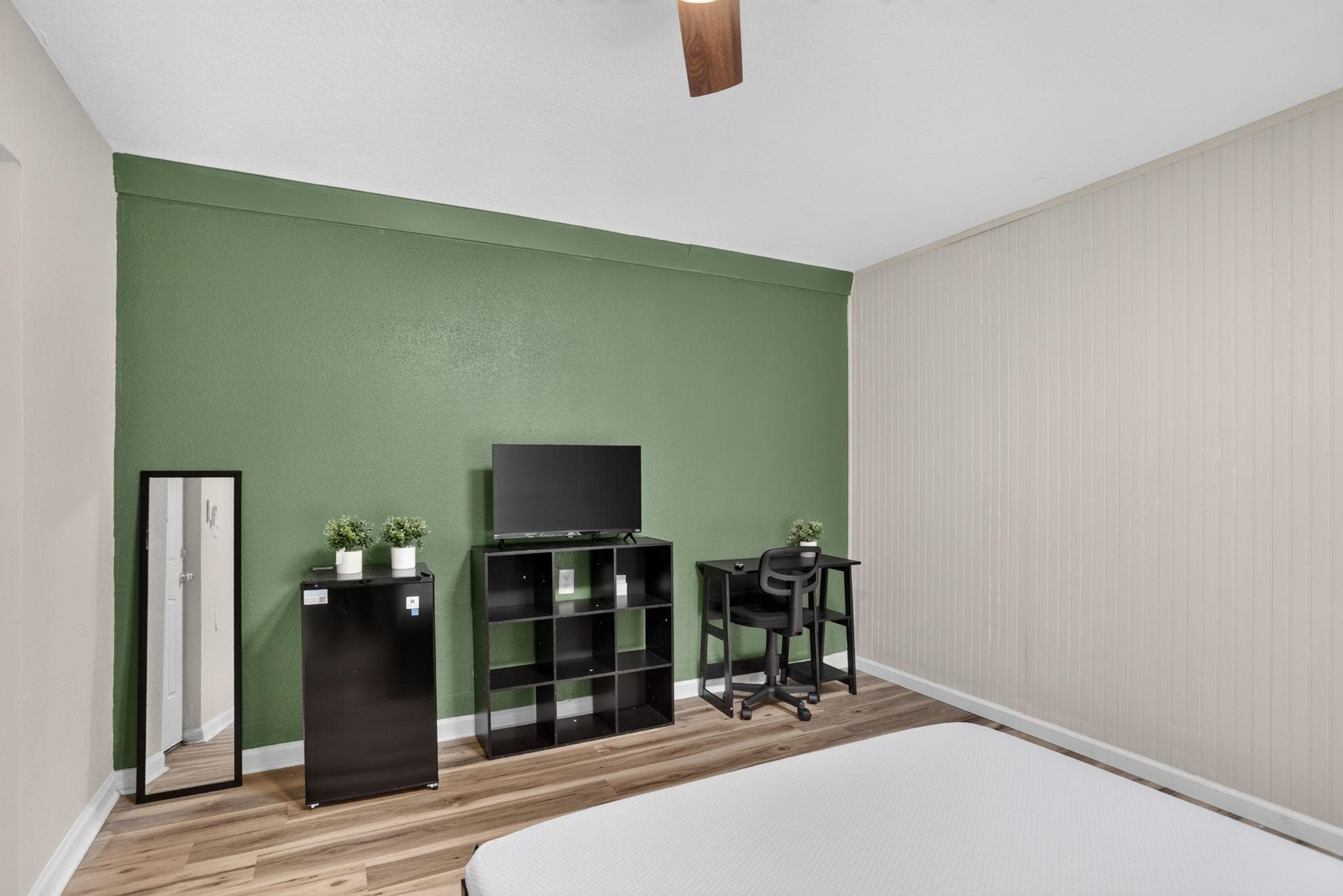 Private Entrance Suite Owl, Orlando