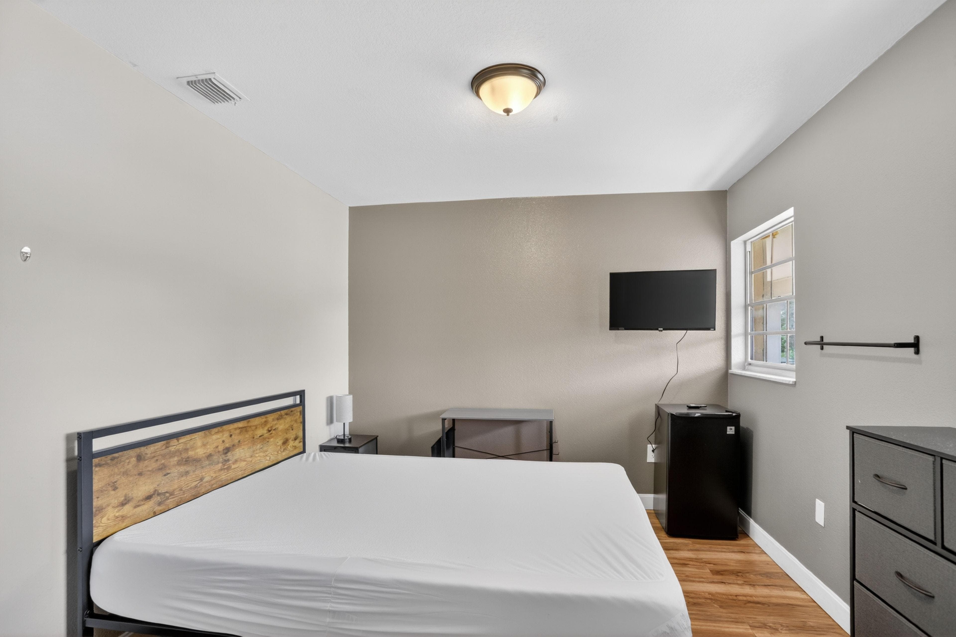 Upgraded Room (Cat), Orlando