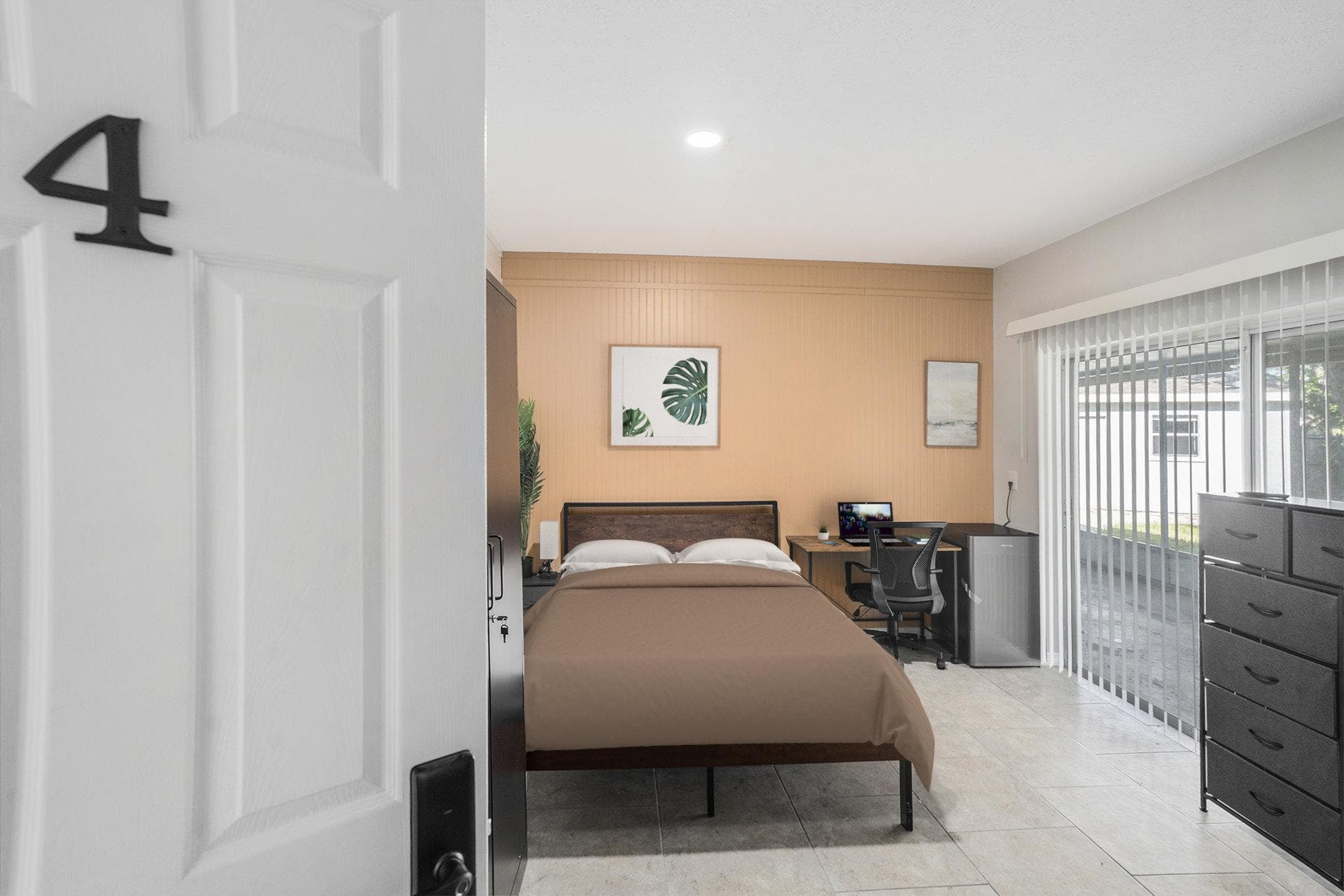 Upgraded Large Room, New Port Richey